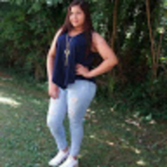 monicaluna494